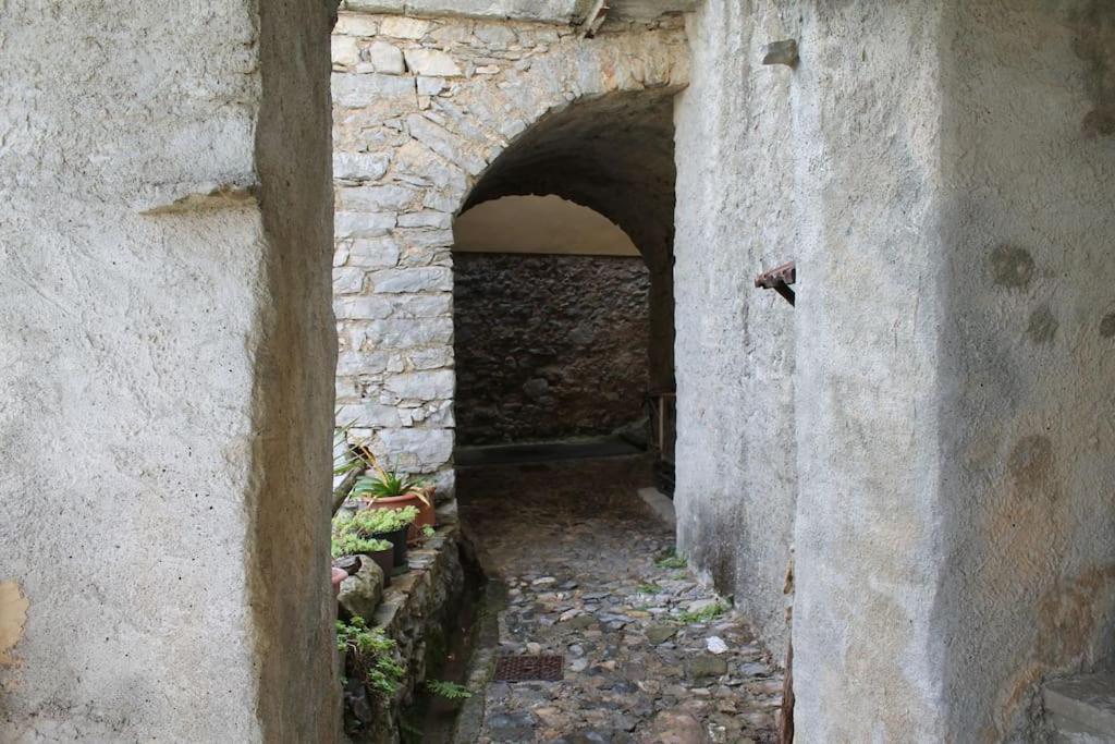 Willa Casa Nel Borgo Antico Quaratica Zewnętrze zdjęcie