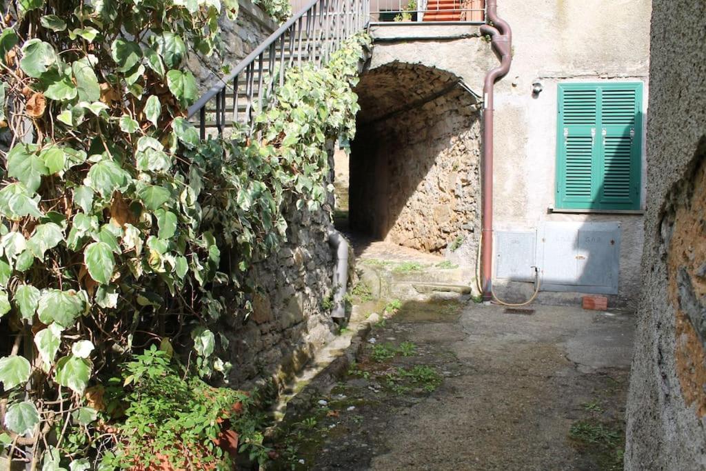 Willa Casa Nel Borgo Antico Quaratica Zewnętrze zdjęcie