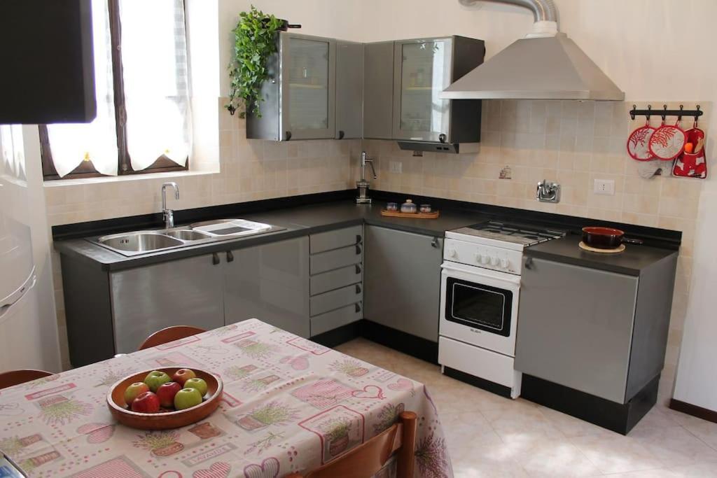 Willa Casa Nel Borgo Antico Quaratica Zewnętrze zdjęcie